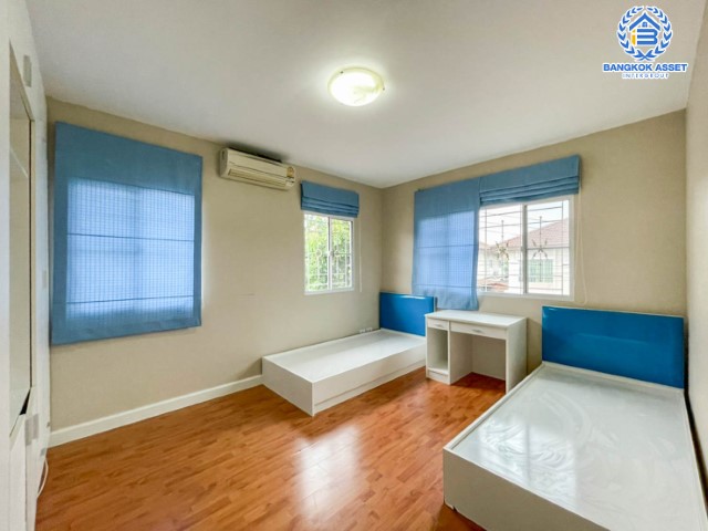 *****บ้านเดี่ยวมือสองนนทบุรี แบรนด์พฤกษา ม.ภัสสร7 รัตนาธิเบศร์ ถนนเมน! เนื้อที่ 60.1 ตร.ว. ฟังก์ชั่น 3 ห้องนอน 3 ห้องน้ำ ตกแต่ง Built-in ทั้งหลัง!  บนทำเลดีที่สุด ติดถนนใหญ่ เพียง 400 ม. จากรถไฟฟ้าสถานีบางพลู ใกล้เซ็นทรัลเวสต์เกต